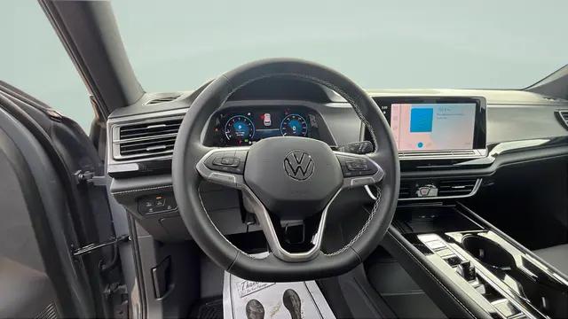 2026 Volkswagen Atlas Cross Sport SE with Technology