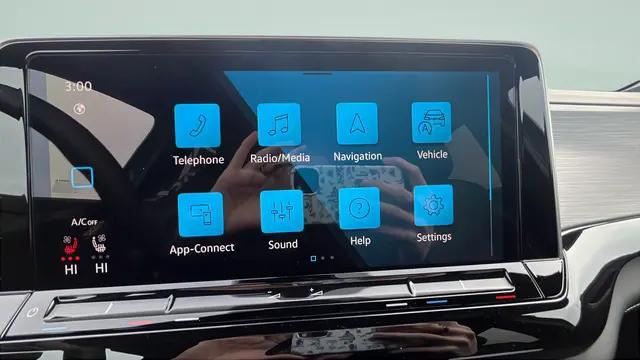 2026 Volkswagen Atlas Cross Sport SE with Technology