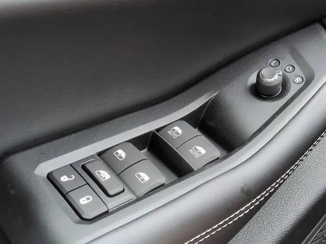 2026 Jeep Grand Cherokee Altitude 4x2
