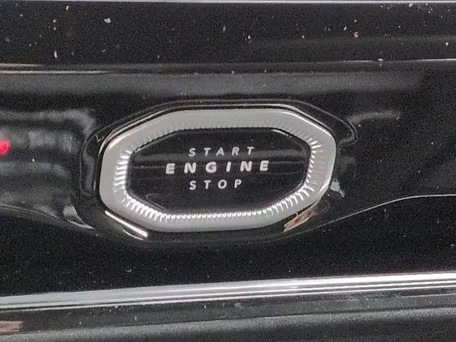 2026 Jeep Grand Cherokee Altitude 4x2