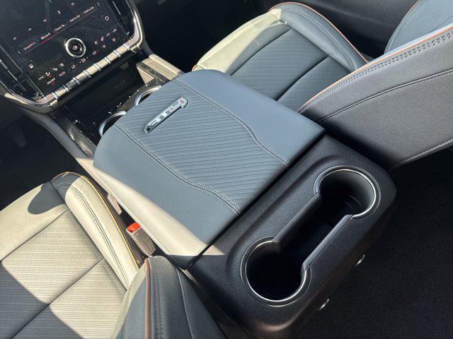 2026 GMC Yukon 4WD AT4