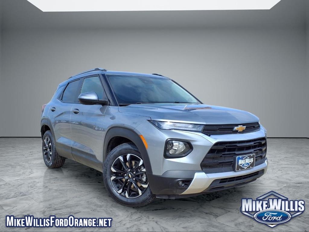 Sterling Gray Metallic 2023 Chevrolet Trailblazer LT FWD SUV / Crossover Front-Wheel Drive Continuously Variable Transmission