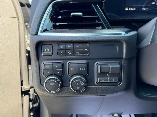 2026 Chevrolet Suburban Premier, 4WD