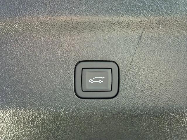 2026 Chevrolet Suburban Premier, 4WD