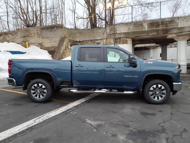 2026 Chevrolet Silverado 2500HD Crew Cab, Standard Bed, LT, 4WD