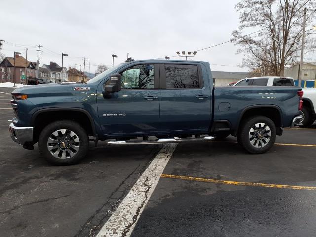 2026 Chevrolet Silverado 2500HD Crew Cab, Standard Bed, LT, 4WD