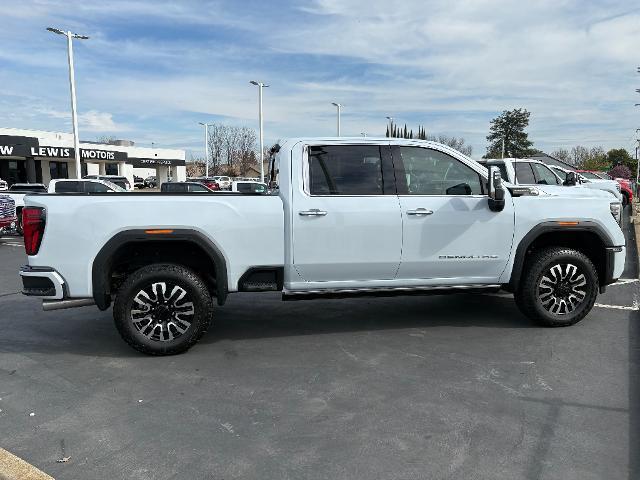 2026 GMC Sierra 2500HD Crew Cab, Standard Bed, Denali Ultimate, 4WD