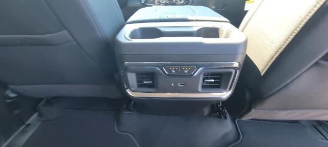 2026 GMC Sierra 1500 Crew Cab, Standard Bed, SLT, 4WD