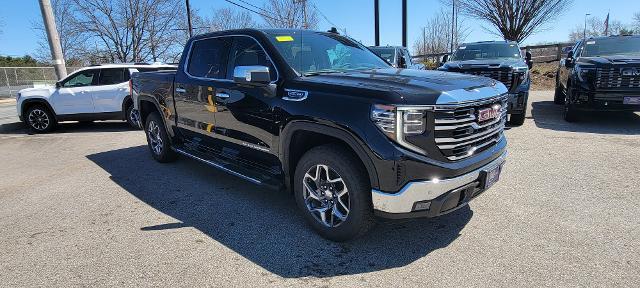 2026 GMC Sierra 1500 Crew Cab, Standard Bed, SLT, 4WD