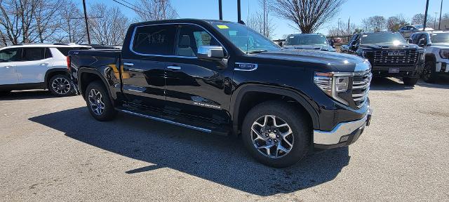 2026 GMC Sierra 1500 Crew Cab, Standard Bed, SLT, 4WD