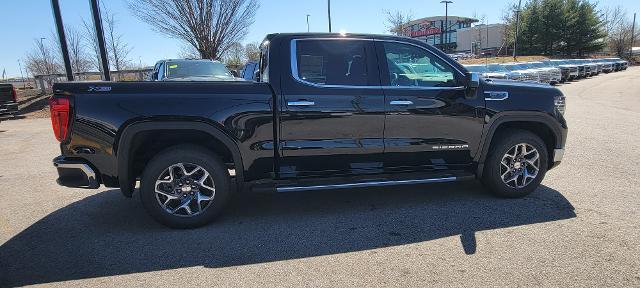 2026 GMC Sierra 1500 Crew Cab, Standard Bed, SLT, 4WD
