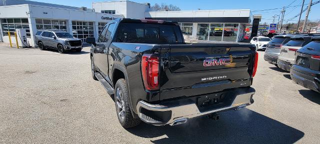 2026 GMC Sierra 1500 Crew Cab, Standard Bed, SLT, 4WD