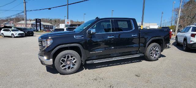 2026 GMC Sierra 1500 Crew Cab, Standard Bed, SLT, 4WD