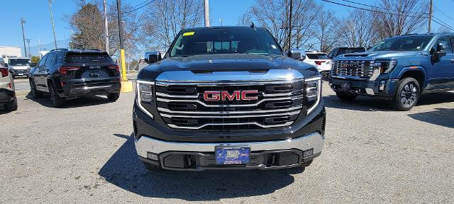 2026 GMC Sierra 1500 Crew Cab, Standard Bed, SLT, 4WD