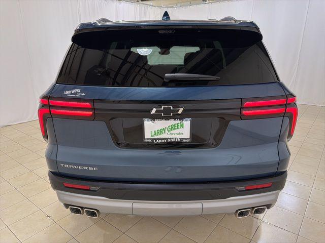 2026 Chevrolet Traverse FWD LT