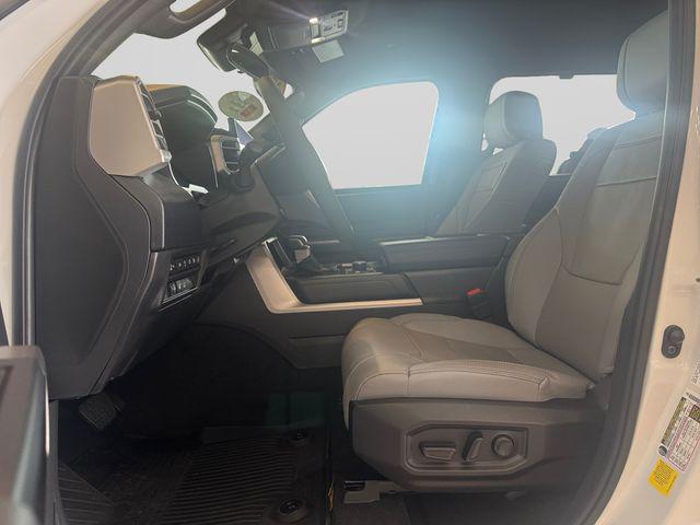 2026 Toyota Tundra SR5 CrewMax 5.5' Bed