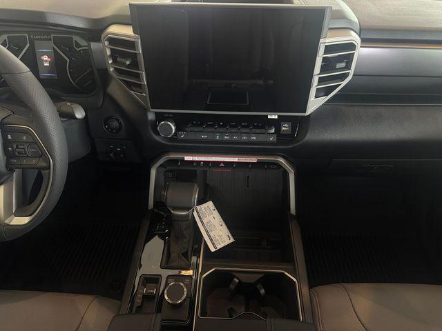 2026 Toyota Tundra SR5 CrewMax 5.5' Bed