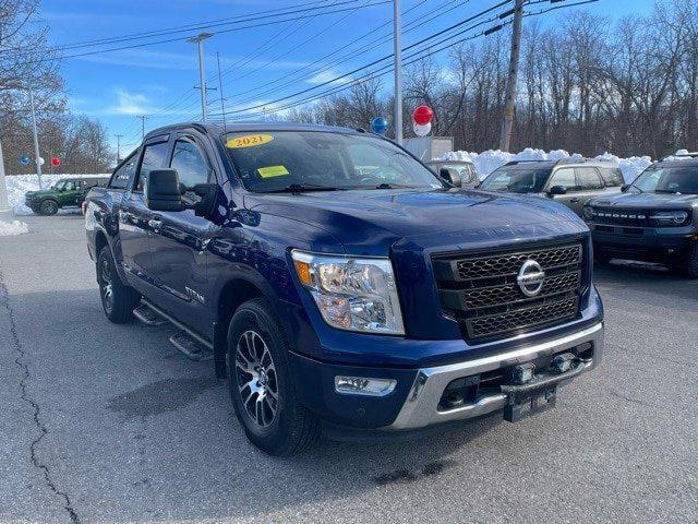 2021 Nissan Titan Crew Cab SV 4x4 for sale in Haverhill, MA