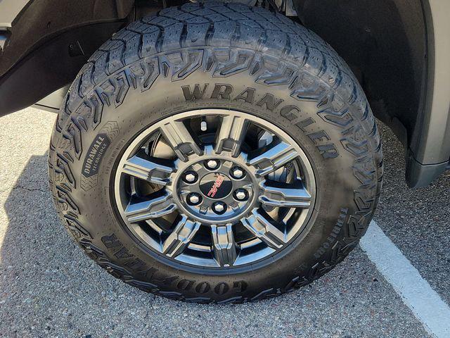 2024 GMC Sierra 1500 4WD Crew Cab Short Box AT4X