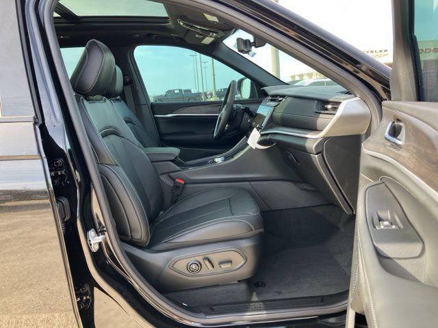 2026 Jeep Grand Cherokee Limited Reserve 4x4