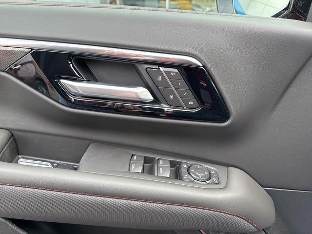 2026 Chevrolet Tahoe 4WD RST