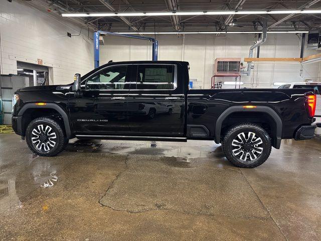 2026 GMC Sierra 2500HD Crew Cab, Standard Bed, Denali Ultimate, 4WD