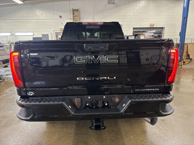 2026 GMC Sierra 2500HD Crew Cab, Standard Bed, Denali Ultimate, 4WD
