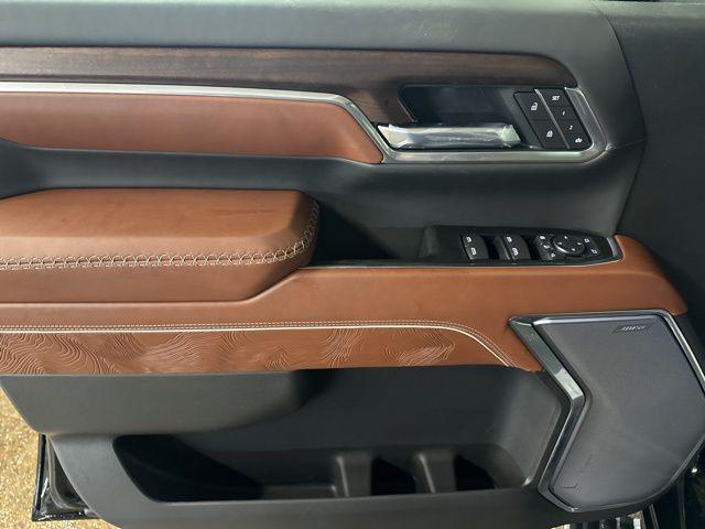 2026 GMC Sierra 2500HD Crew Cab, Standard Bed, Denali Ultimate, 4WD