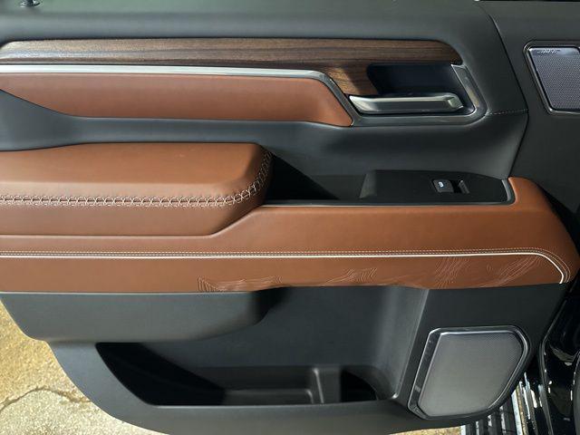 2026 GMC Sierra 2500HD Crew Cab, Standard Bed, Denali Ultimate, 4WD