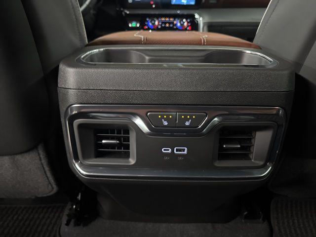2026 GMC Sierra 2500HD Crew Cab, Standard Bed, Denali Ultimate, 4WD