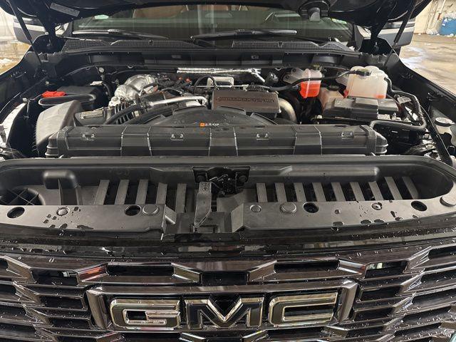 2026 GMC Sierra 2500HD Crew Cab, Standard Bed, Denali Ultimate, 4WD