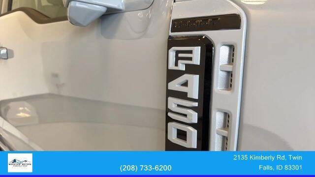 2025 Ford F-450 LARIAT