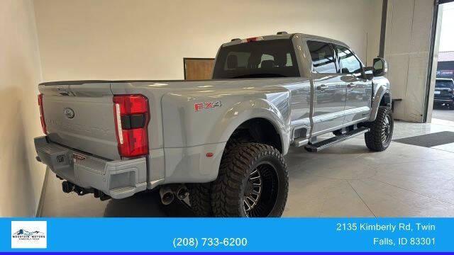 2025 Ford F-450 LARIAT