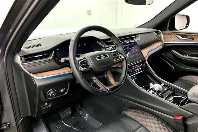 2025 Jeep Grand Cherokee Summit 4x4