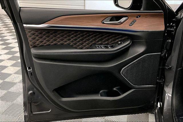 2025 Jeep Grand Cherokee Summit 4x4