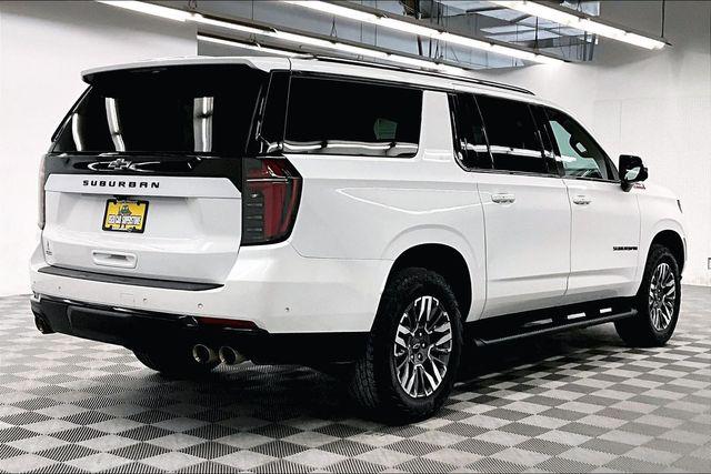 2025 Chevrolet Suburban 4WD Z71