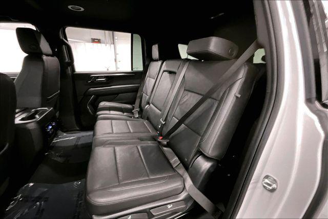 2025 Chevrolet Suburban 4WD Z71