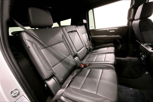 2025 Chevrolet Suburban 4WD Z71
