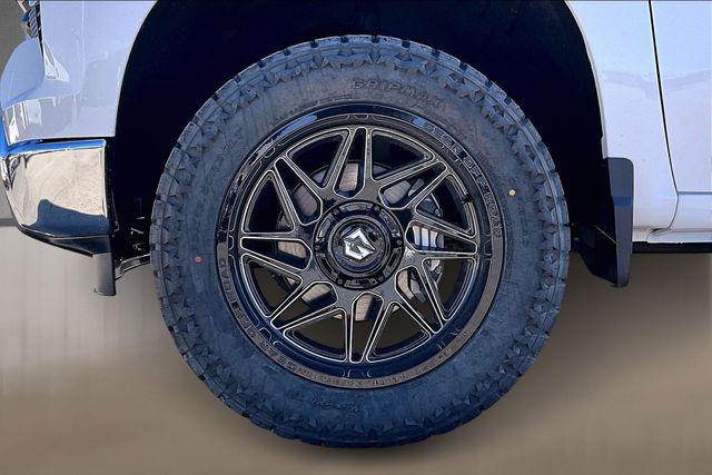 2026 Chevrolet Silverado 1500 4WD Crew Cab Standard Bed LT