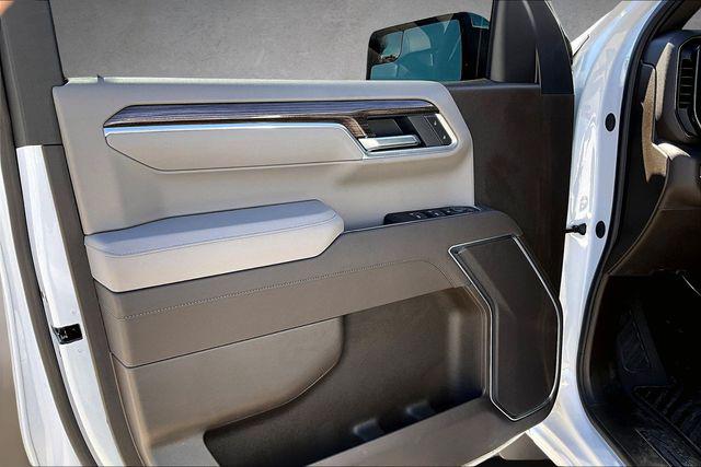 2026 Chevrolet Silverado 1500 4WD Crew Cab Standard Bed LT