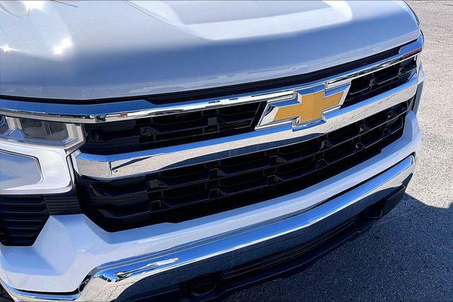 2026 Chevrolet Silverado 1500 4WD Crew Cab Standard Bed LT