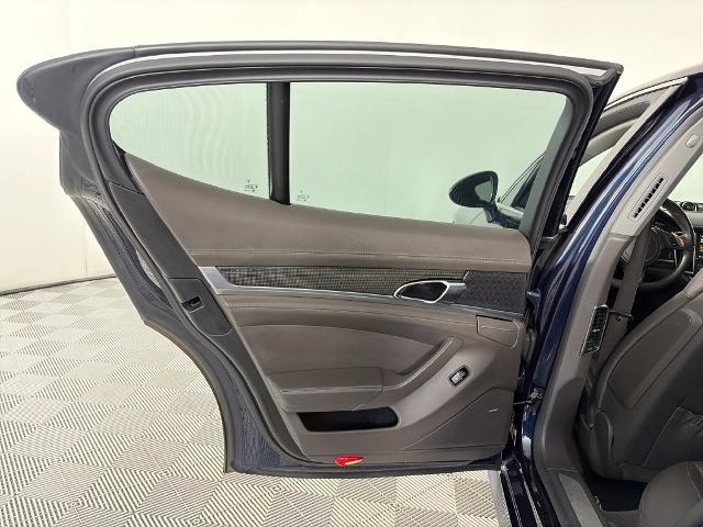 2015 Porsche Panamera S