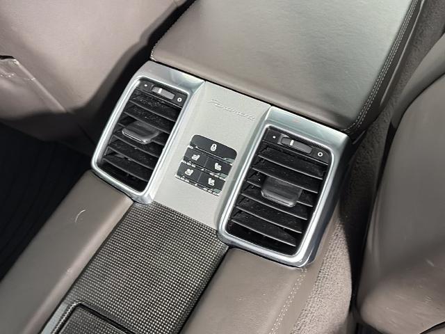 2015 Porsche Panamera S