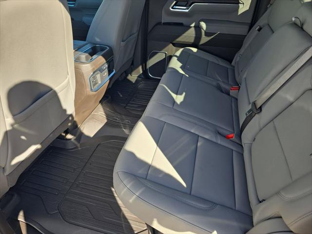 2026 GMC Sierra 1500 Crew Cab, Short Bed, SLT, 4WD