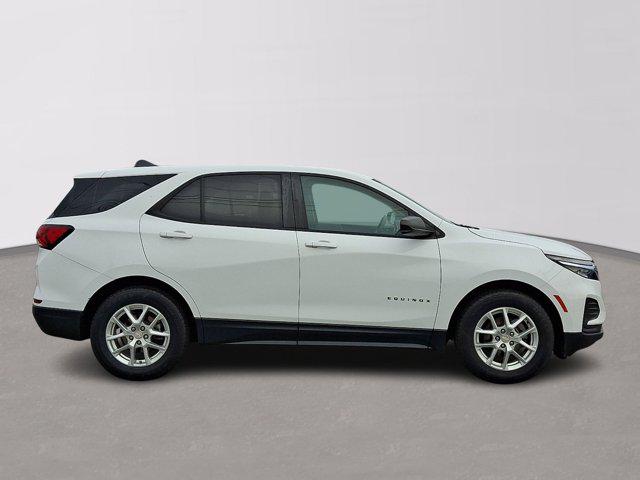 2022 Chevrolet Equinox FWD LS