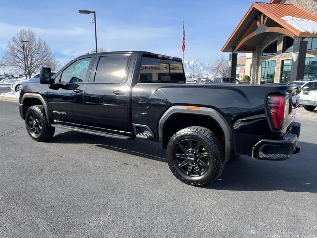 2024 GMC Sierra 2500HD 4WD Crew Cab Standard Bed AT4