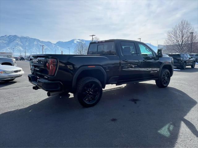 2024 GMC Sierra 2500HD 4WD Crew Cab Standard Bed AT4
