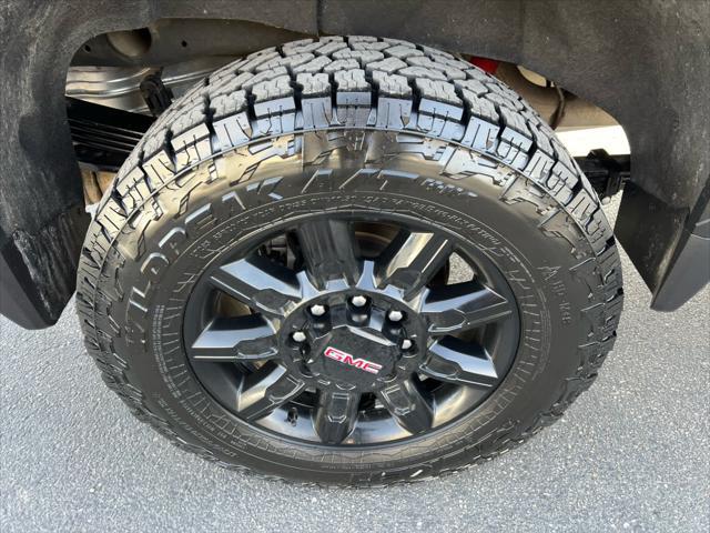 2024 GMC Sierra 2500HD 4WD Crew Cab Standard Bed AT4