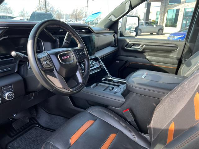 2024 GMC Sierra 2500HD 4WD Crew Cab Standard Bed AT4