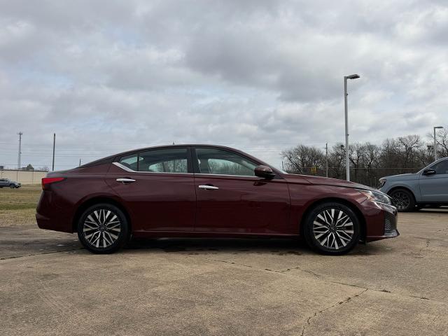 2023 Nissan Altima SV FWD